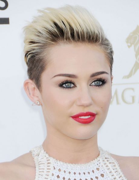 Miley cyrus kort haar miley-cyrus-kort-haar-89